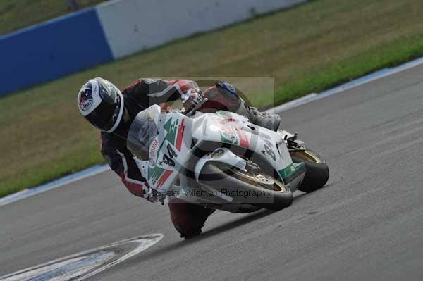 Motorcycle action photographs;Trackday digital images;donington;donington park leicestershire;donington photographs;event digital images;eventdigitalimages;no limits trackday;peter wileman photography;trackday;trackday photos