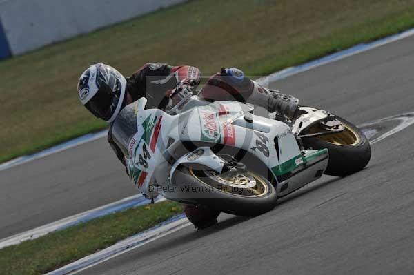 Motorcycle action photographs;Trackday digital images;donington;donington park leicestershire;donington photographs;event digital images;eventdigitalimages;no limits trackday;peter wileman photography;trackday;trackday photos