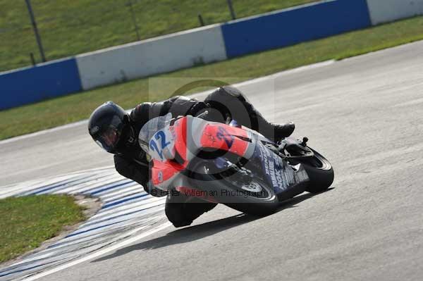 Motorcycle action photographs;Trackday digital images;donington;donington park leicestershire;donington photographs;event digital images;eventdigitalimages;no limits trackday;peter wileman photography;trackday;trackday photos