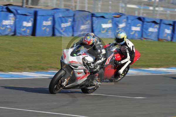 Motorcycle action photographs;Trackday digital images;donington;donington park leicestershire;donington photographs;event digital images;eventdigitalimages;no limits trackday;peter wileman photography;trackday;trackday photos