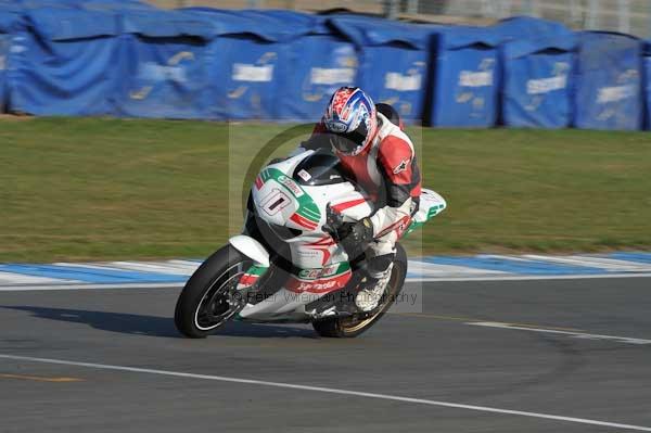 Motorcycle action photographs;Trackday digital images;donington;donington park leicestershire;donington photographs;event digital images;eventdigitalimages;no limits trackday;peter wileman photography;trackday;trackday photos