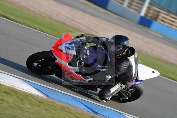 Motorcycle action photographs;Trackday digital images;donington;donington park leicestershire;donington photographs;event digital images;eventdigitalimages;no limits trackday;peter wileman photography;trackday;trackday photos