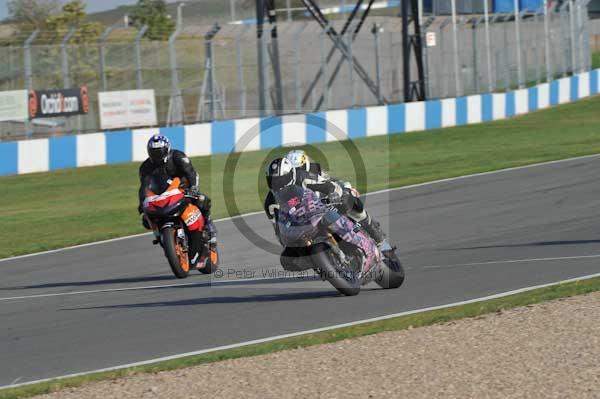 Motorcycle action photographs;Trackday digital images;donington;donington park leicestershire;donington photographs;event digital images;eventdigitalimages;no limits trackday;peter wileman photography;trackday;trackday photos