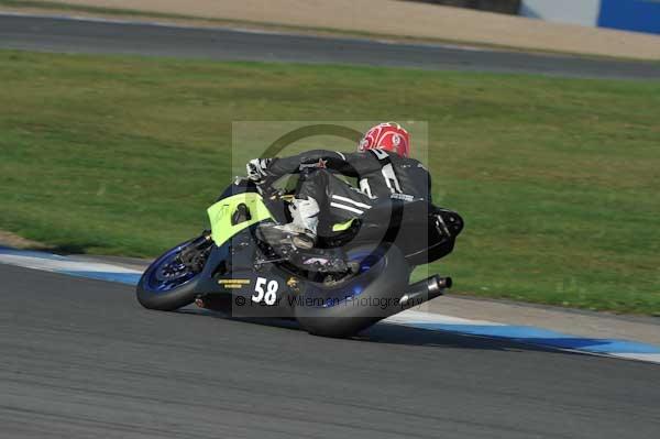 Motorcycle action photographs;Trackday digital images;donington;donington park leicestershire;donington photographs;event digital images;eventdigitalimages;no limits trackday;peter wileman photography;trackday;trackday photos