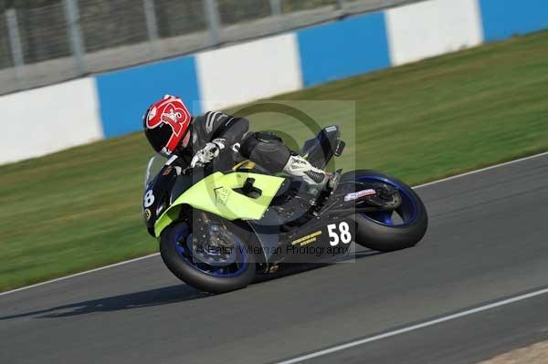 Motorcycle action photographs;Trackday digital images;donington;donington park leicestershire;donington photographs;event digital images;eventdigitalimages;no limits trackday;peter wileman photography;trackday;trackday photos