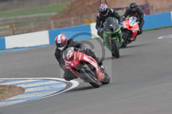 Motorcycle action photographs;Trackday digital images;donington;donington park leicestershire;donington photographs;event digital images;eventdigitalimages;no limits trackday;peter wileman photography;trackday;trackday photos