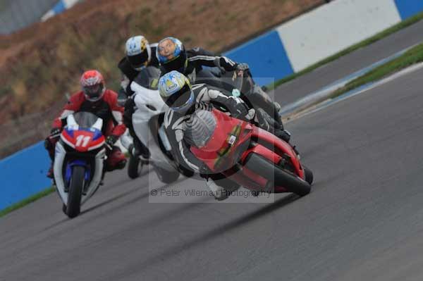 Motorcycle action photographs;Trackday digital images;donington;donington park leicestershire;donington photographs;event digital images;eventdigitalimages;no limits trackday;peter wileman photography;trackday;trackday photos