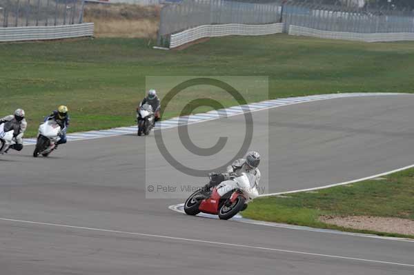Motorcycle action photographs;Trackday digital images;donington;donington park leicestershire;donington photographs;event digital images;eventdigitalimages;no limits trackday;peter wileman photography;trackday;trackday photos