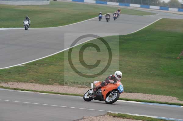 Motorcycle action photographs;Trackday digital images;donington;donington park leicestershire;donington photographs;event digital images;eventdigitalimages;no limits trackday;peter wileman photography;trackday;trackday photos
