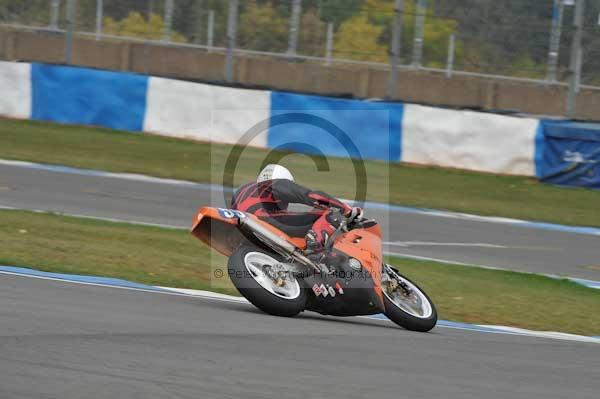 Motorcycle action photographs;Trackday digital images;donington;donington park leicestershire;donington photographs;event digital images;eventdigitalimages;no limits trackday;peter wileman photography;trackday;trackday photos