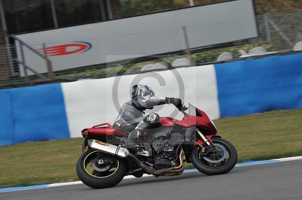 Motorcycle action photographs;Trackday digital images;donington;donington park leicestershire;donington photographs;event digital images;eventdigitalimages;no limits trackday;peter wileman photography;trackday;trackday photos