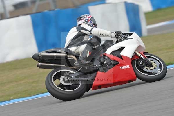 Motorcycle action photographs;Trackday digital images;donington;donington park leicestershire;donington photographs;event digital images;eventdigitalimages;no limits trackday;peter wileman photography;trackday;trackday photos