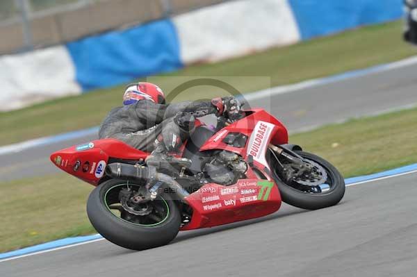 Motorcycle action photographs;Trackday digital images;donington;donington park leicestershire;donington photographs;event digital images;eventdigitalimages;no limits trackday;peter wileman photography;trackday;trackday photos