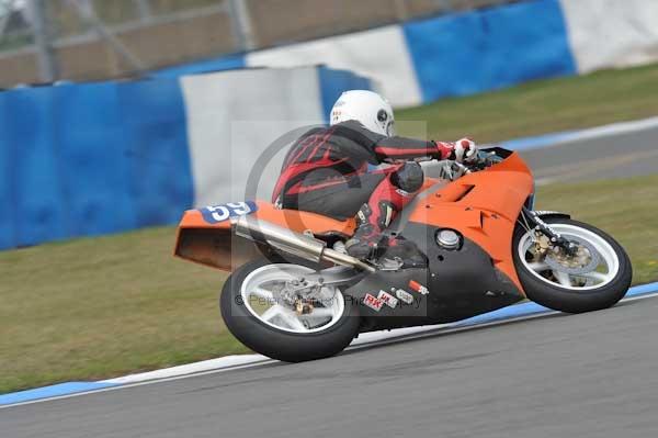 Motorcycle action photographs;Trackday digital images;donington;donington park leicestershire;donington photographs;event digital images;eventdigitalimages;no limits trackday;peter wileman photography;trackday;trackday photos
