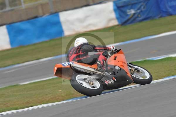 Motorcycle action photographs;Trackday digital images;donington;donington park leicestershire;donington photographs;event digital images;eventdigitalimages;no limits trackday;peter wileman photography;trackday;trackday photos