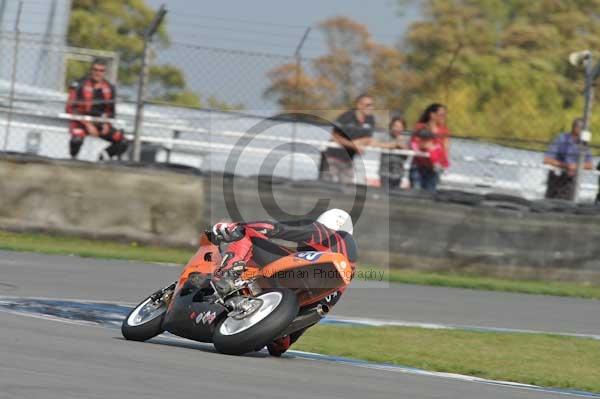 Motorcycle action photographs;Trackday digital images;donington;donington park leicestershire;donington photographs;event digital images;eventdigitalimages;no limits trackday;peter wileman photography;trackday;trackday photos