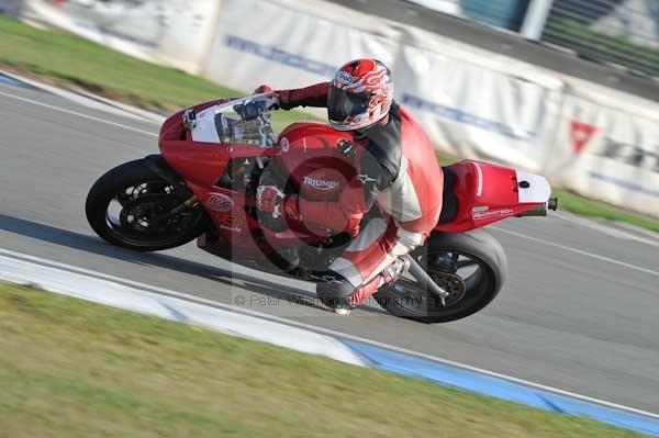 Motorcycle action photographs;Trackday digital images;donington;donington park leicestershire;donington photographs;event digital images;eventdigitalimages;no limits trackday;peter wileman photography;trackday;trackday photos