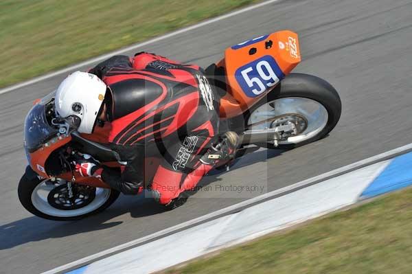 Motorcycle action photographs;Trackday digital images;donington;donington park leicestershire;donington photographs;event digital images;eventdigitalimages;no limits trackday;peter wileman photography;trackday;trackday photos