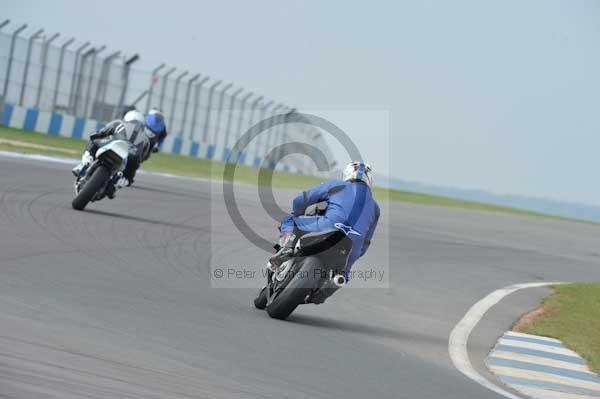 Motorcycle action photographs;Trackday digital images;donington;donington park leicestershire;donington photographs;event digital images;eventdigitalimages;no limits trackday;peter wileman photography;trackday;trackday photos