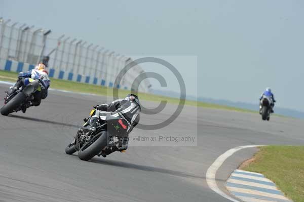 Motorcycle action photographs;Trackday digital images;donington;donington park leicestershire;donington photographs;event digital images;eventdigitalimages;no limits trackday;peter wileman photography;trackday;trackday photos