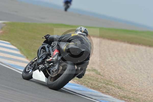 Motorcycle action photographs;Trackday digital images;donington;donington park leicestershire;donington photographs;event digital images;eventdigitalimages;no limits trackday;peter wileman photography;trackday;trackday photos