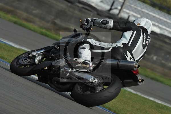 Motorcycle action photographs;Trackday digital images;donington;donington park leicestershire;donington photographs;event digital images;eventdigitalimages;no limits trackday;peter wileman photography;trackday;trackday photos