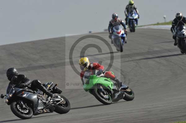 Motorcycle action photographs;Trackday digital images;donington;donington park leicestershire;donington photographs;event digital images;eventdigitalimages;no limits trackday;peter wileman photography;trackday;trackday photos