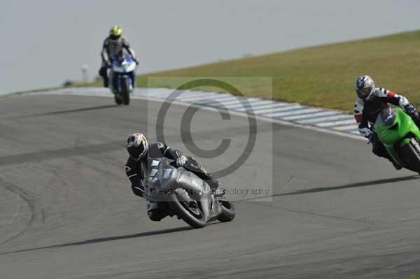 Motorcycle action photographs;Trackday digital images;donington;donington park leicestershire;donington photographs;event digital images;eventdigitalimages;no limits trackday;peter wileman photography;trackday;trackday photos