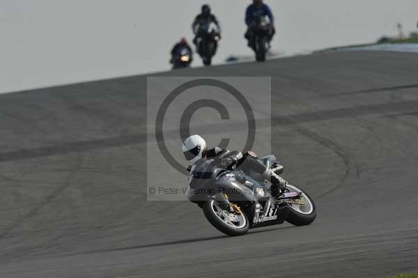 Motorcycle action photographs;Trackday digital images;donington;donington park leicestershire;donington photographs;event digital images;eventdigitalimages;no limits trackday;peter wileman photography;trackday;trackday photos