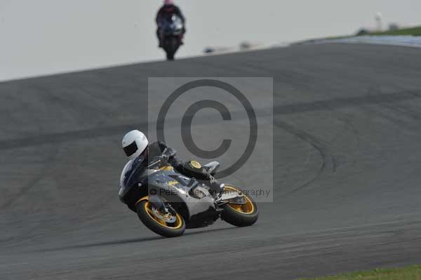 Motorcycle action photographs;Trackday digital images;donington;donington park leicestershire;donington photographs;event digital images;eventdigitalimages;no limits trackday;peter wileman photography;trackday;trackday photos