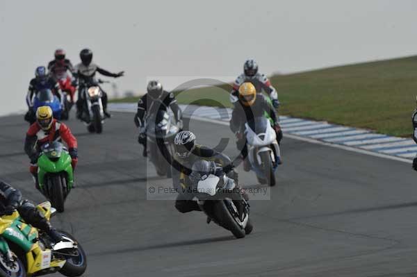 Motorcycle action photographs;Trackday digital images;donington;donington park leicestershire;donington photographs;event digital images;eventdigitalimages;no limits trackday;peter wileman photography;trackday;trackday photos