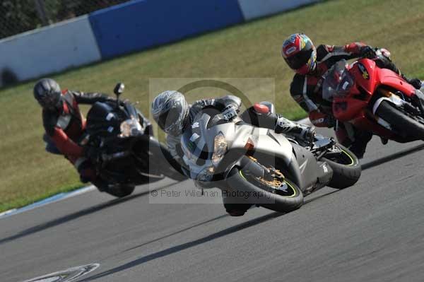 Motorcycle action photographs;Trackday digital images;donington;donington park leicestershire;donington photographs;event digital images;eventdigitalimages;no limits trackday;peter wileman photography;trackday;trackday photos