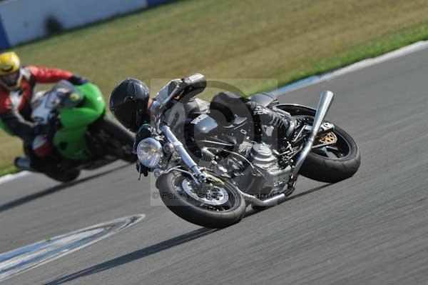 Motorcycle action photographs;Trackday digital images;donington;donington park leicestershire;donington photographs;event digital images;eventdigitalimages;no limits trackday;peter wileman photography;trackday;trackday photos