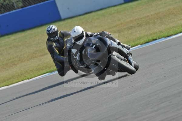 Motorcycle action photographs;Trackday digital images;donington;donington park leicestershire;donington photographs;event digital images;eventdigitalimages;no limits trackday;peter wileman photography;trackday;trackday photos