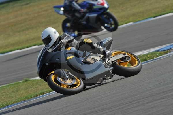 Motorcycle action photographs;Trackday digital images;donington;donington park leicestershire;donington photographs;event digital images;eventdigitalimages;no limits trackday;peter wileman photography;trackday;trackday photos