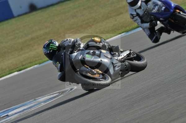 Motorcycle action photographs;Trackday digital images;donington;donington park leicestershire;donington photographs;event digital images;eventdigitalimages;no limits trackday;peter wileman photography;trackday;trackday photos