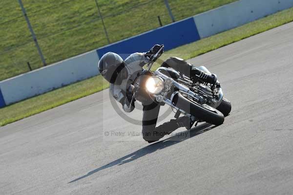 Motorcycle action photographs;Trackday digital images;donington;donington park leicestershire;donington photographs;event digital images;eventdigitalimages;no limits trackday;peter wileman photography;trackday;trackday photos