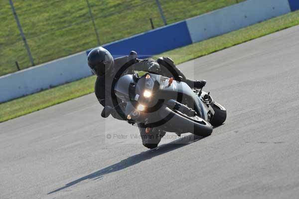 Motorcycle action photographs;Trackday digital images;donington;donington park leicestershire;donington photographs;event digital images;eventdigitalimages;no limits trackday;peter wileman photography;trackday;trackday photos