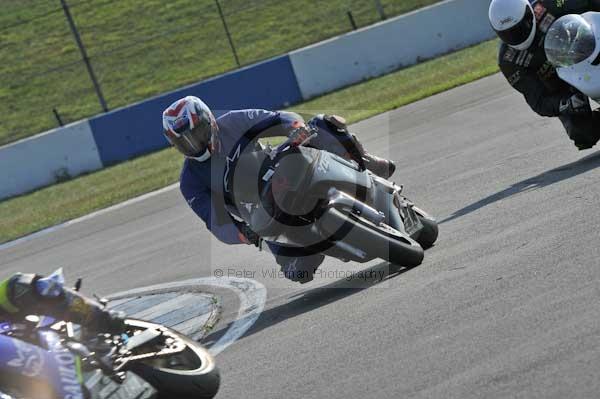 Motorcycle action photographs;Trackday digital images;donington;donington park leicestershire;donington photographs;event digital images;eventdigitalimages;no limits trackday;peter wileman photography;trackday;trackday photos
