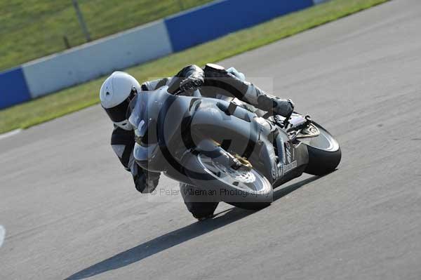Motorcycle action photographs;Trackday digital images;donington;donington park leicestershire;donington photographs;event digital images;eventdigitalimages;no limits trackday;peter wileman photography;trackday;trackday photos