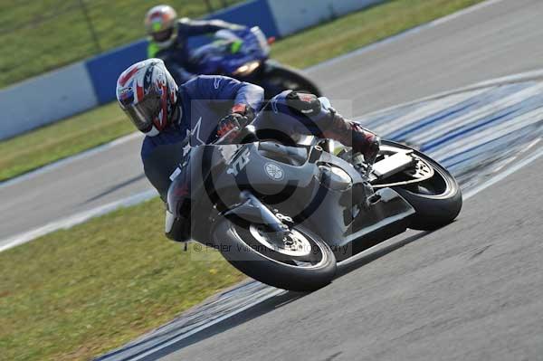 Motorcycle action photographs;Trackday digital images;donington;donington park leicestershire;donington photographs;event digital images;eventdigitalimages;no limits trackday;peter wileman photography;trackday;trackday photos