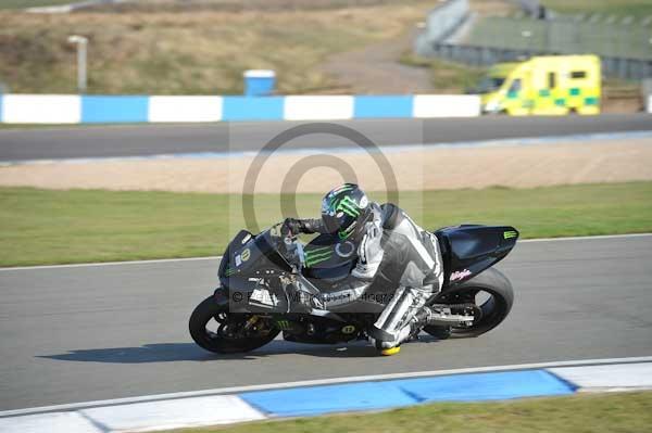 Motorcycle action photographs;Trackday digital images;donington;donington park leicestershire;donington photographs;event digital images;eventdigitalimages;no limits trackday;peter wileman photography;trackday;trackday photos
