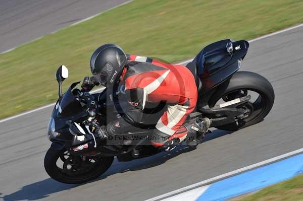 Motorcycle action photographs;Trackday digital images;donington;donington park leicestershire;donington photographs;event digital images;eventdigitalimages;no limits trackday;peter wileman photography;trackday;trackday photos