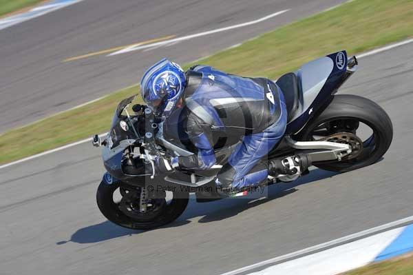 Motorcycle action photographs;Trackday digital images;donington;donington park leicestershire;donington photographs;event digital images;eventdigitalimages;no limits trackday;peter wileman photography;trackday;trackday photos
