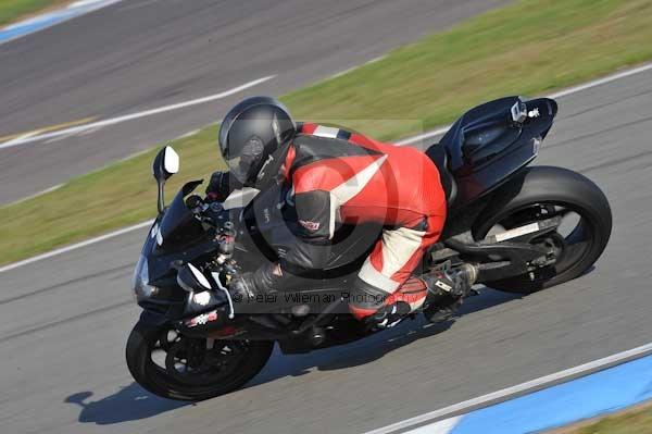 Motorcycle action photographs;Trackday digital images;donington;donington park leicestershire;donington photographs;event digital images;eventdigitalimages;no limits trackday;peter wileman photography;trackday;trackday photos
