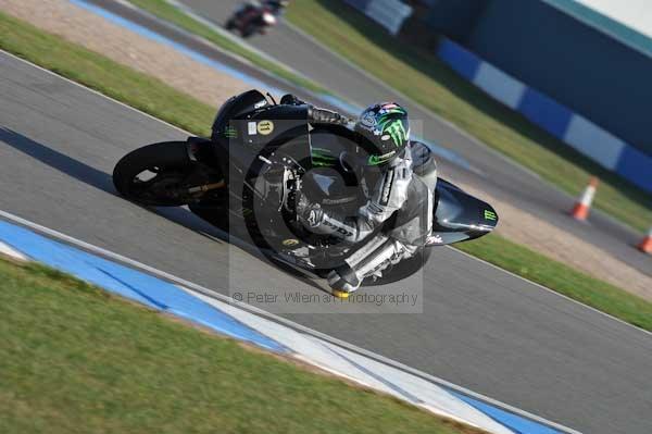 Motorcycle action photographs;Trackday digital images;donington;donington park leicestershire;donington photographs;event digital images;eventdigitalimages;no limits trackday;peter wileman photography;trackday;trackday photos