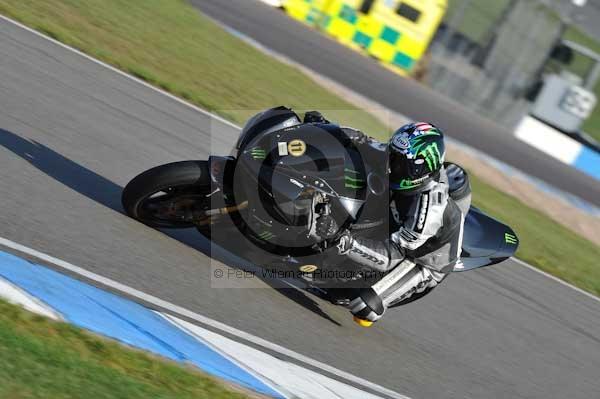 Motorcycle action photographs;Trackday digital images;donington;donington park leicestershire;donington photographs;event digital images;eventdigitalimages;no limits trackday;peter wileman photography;trackday;trackday photos