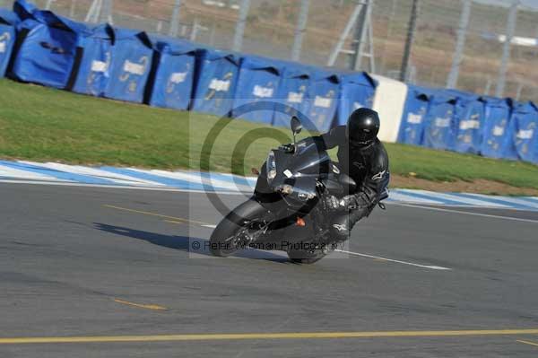 Motorcycle action photographs;Trackday digital images;donington;donington park leicestershire;donington photographs;event digital images;eventdigitalimages;no limits trackday;peter wileman photography;trackday;trackday photos