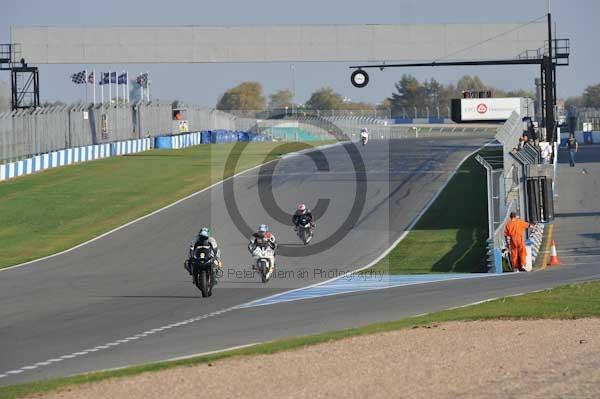 Motorcycle action photographs;Trackday digital images;donington;donington park leicestershire;donington photographs;event digital images;eventdigitalimages;no limits trackday;peter wileman photography;trackday;trackday photos