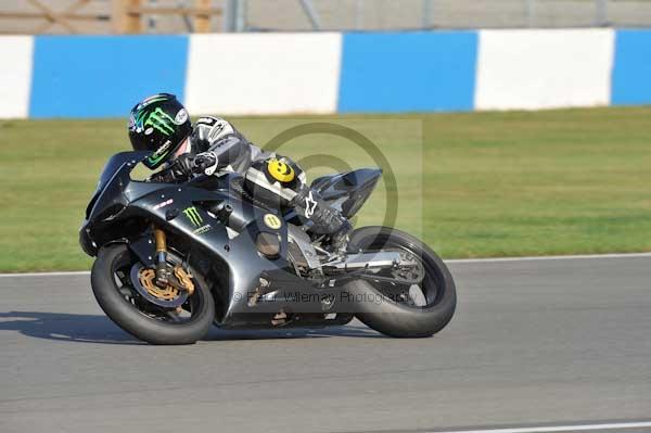 Motorcycle action photographs;Trackday digital images;donington;donington park leicestershire;donington photographs;event digital images;eventdigitalimages;no limits trackday;peter wileman photography;trackday;trackday photos